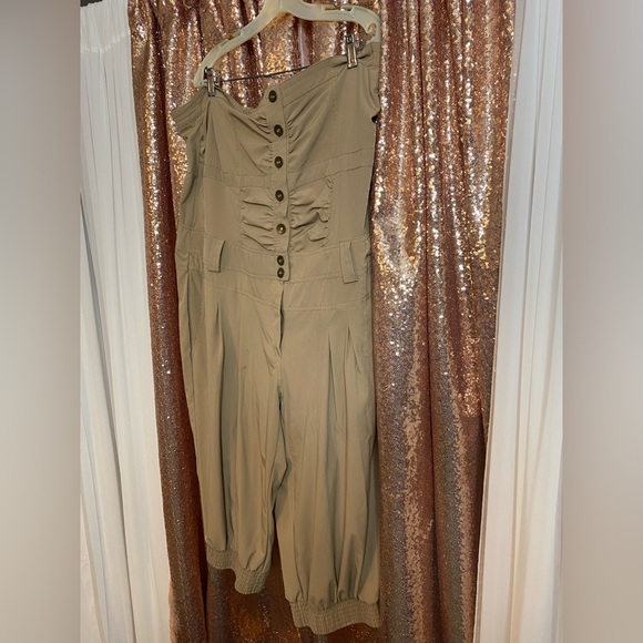 Woman’s strapless jumper - Picture 2 of 6